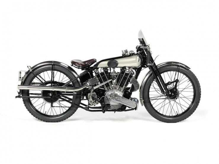 Старинный мотоцикл Brough Superior 1926