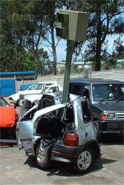 Невероятные автомобильные аварии